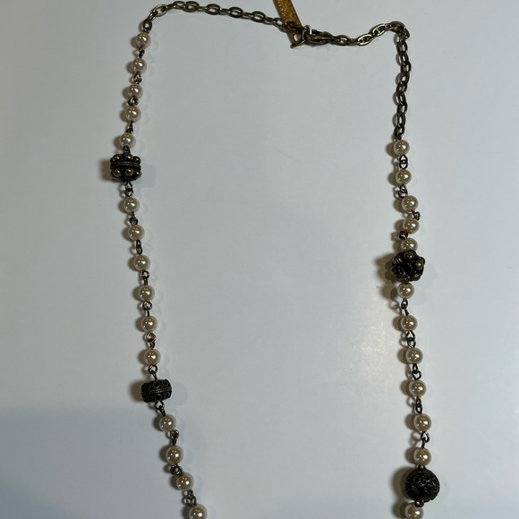 Perch Jewelry Set: Necklace, Bracelet & Pierced Earrings - Picture 4 of 12